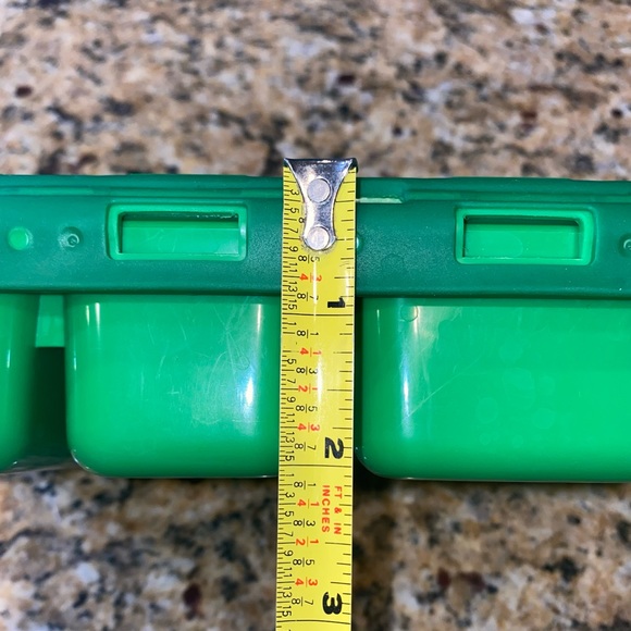 GoGreen bento snack box/lunchbox. Green. Small leakproof lunchbox - Picture 2 of 7